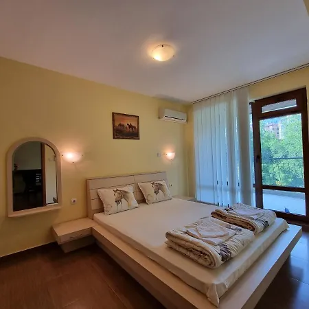 Daire Lux Apartment In South Residence-Saint Vlas Sveti Vlas